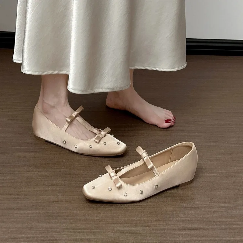 Scarpe Mary Jane a Punta Quadrata per Donne, Nuovo Stile 2026, Suola Interna con Tacco Alto, Decorate con Cristalli, Design a Punta Bassa, Scarpa Singola