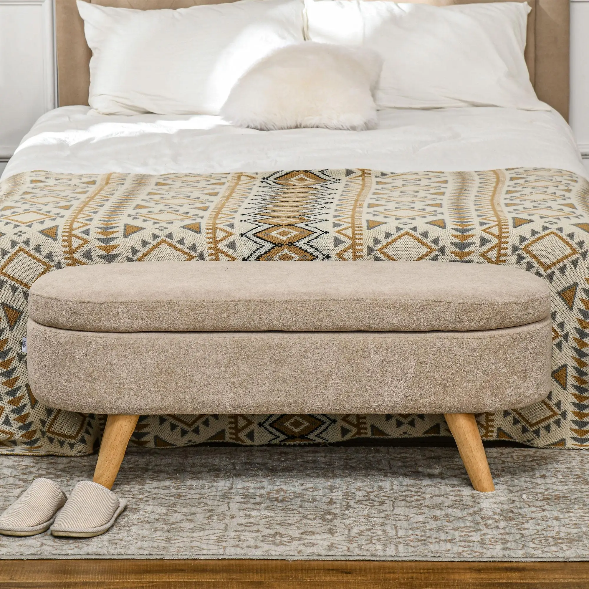 Sedia Girevole in Legno di Colore Beige, Regolabile in Altezza, Senza Rivestimento