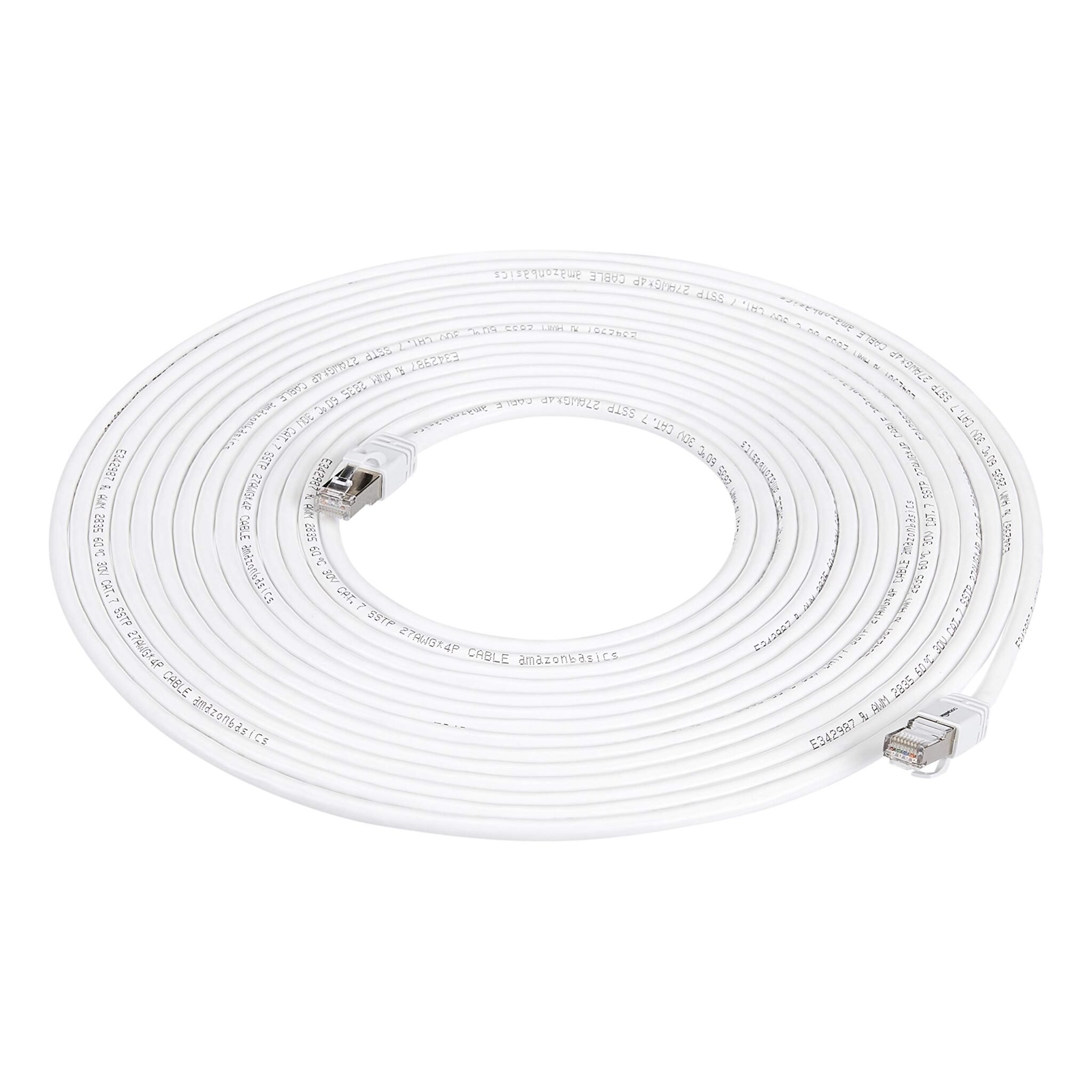 Amazon Basics Cavo di rete Ethernet patch Cat7 ad alta velocità gigabit con connettori RJ45, bianco, 15m (confezione da 1)