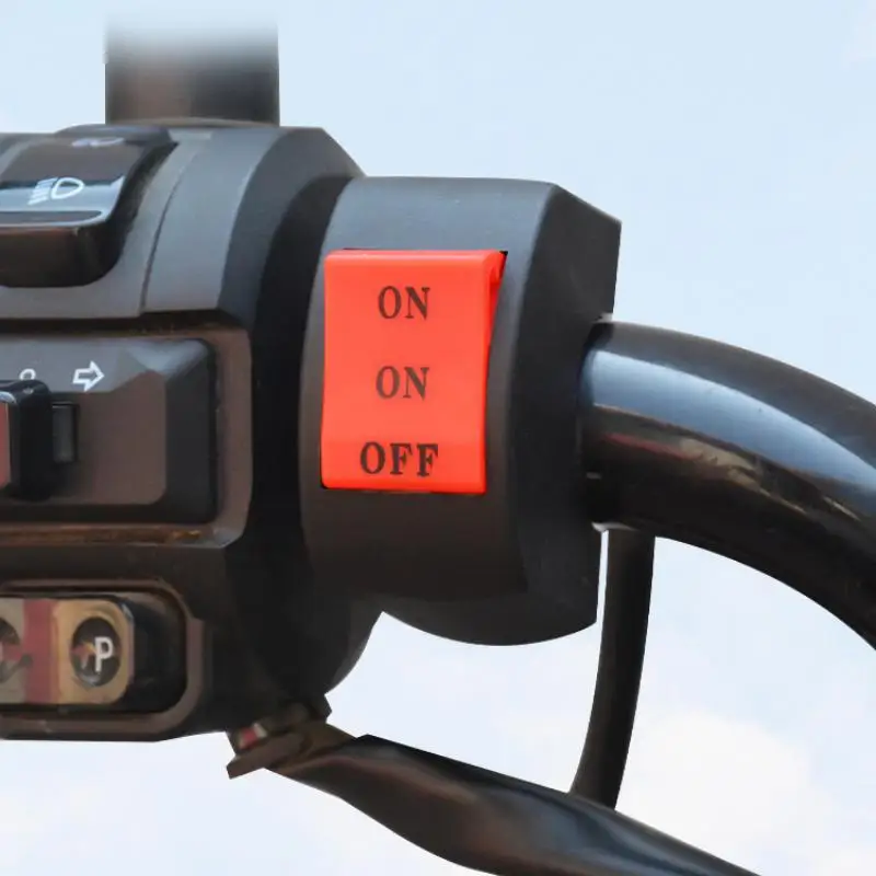 Interruttore di spegnimento per manubrio moto, pulsante ON/OFF per moto, interruttore universale per fari e indicatori di direzione.