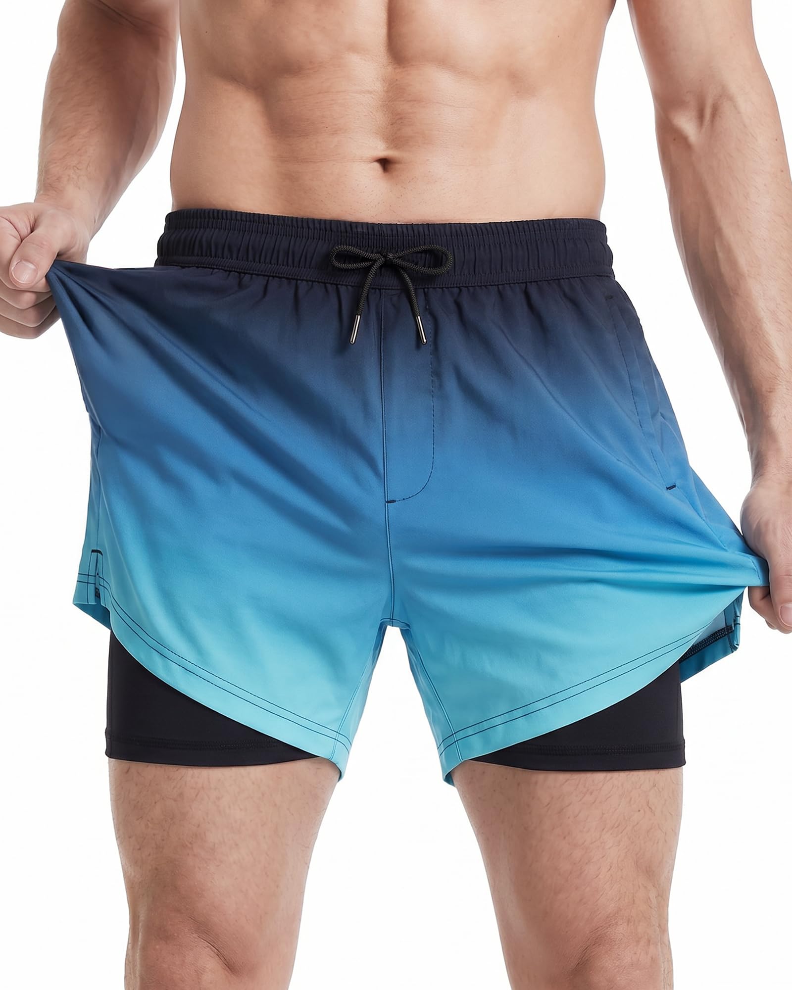 maamgic Costume Uomo Mare 2-in-1 Compressione Asciugatura Rapida Shorts | interno anti-sfregamento, stretch 4 vie, tasche con cerniera, tasca telefono interna, vestibilità flessib…