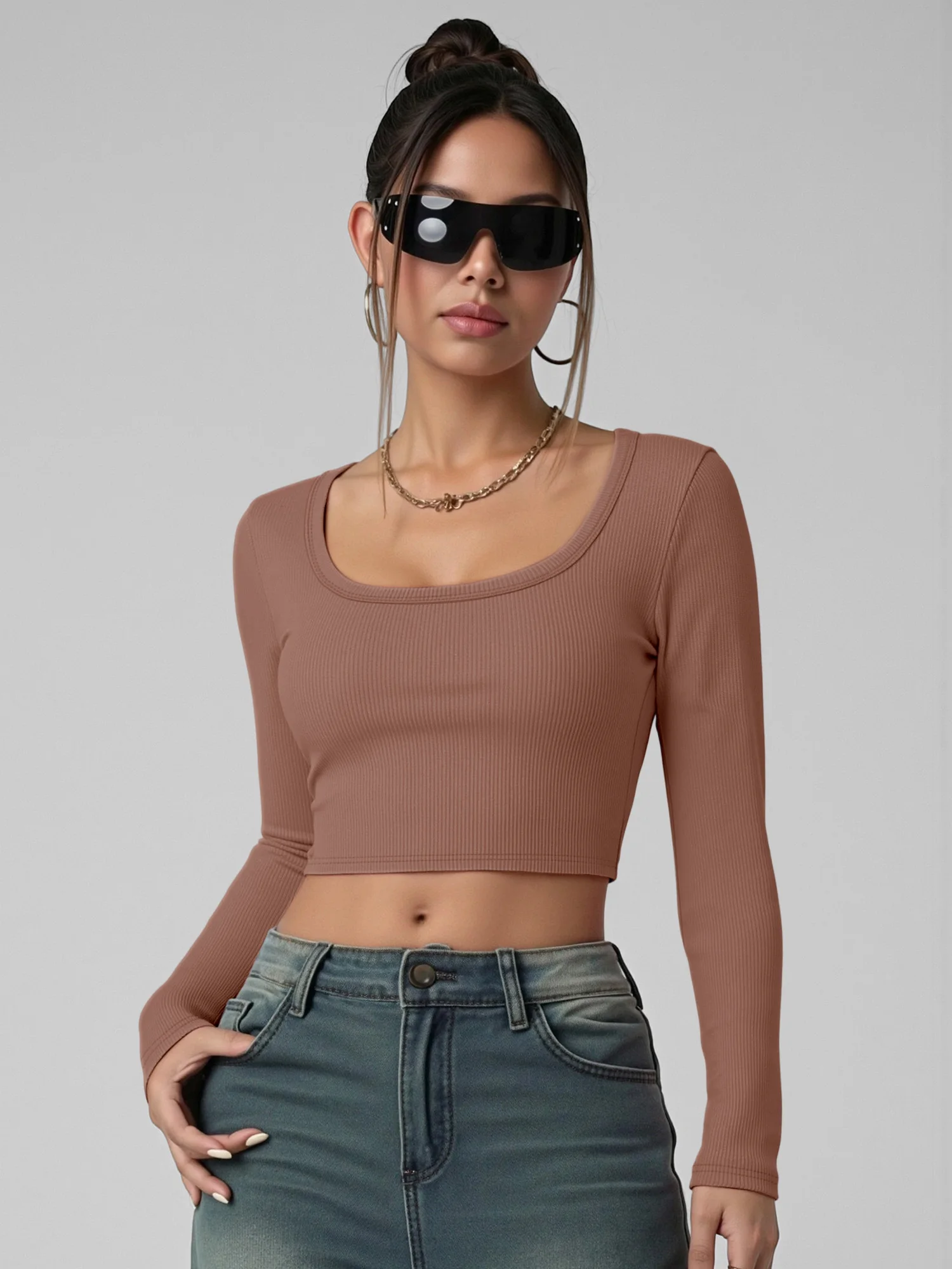 Top corto con scollo quadrato per la stagione di transizione, camicetta elastica a maniche lunghe per outfit primaverili e autunnali