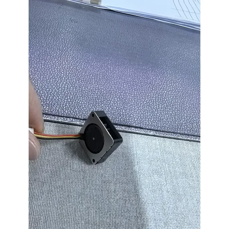 Ventilatore Idraulico a Tre Fili 20x20x6mm Nuovo di Zecca