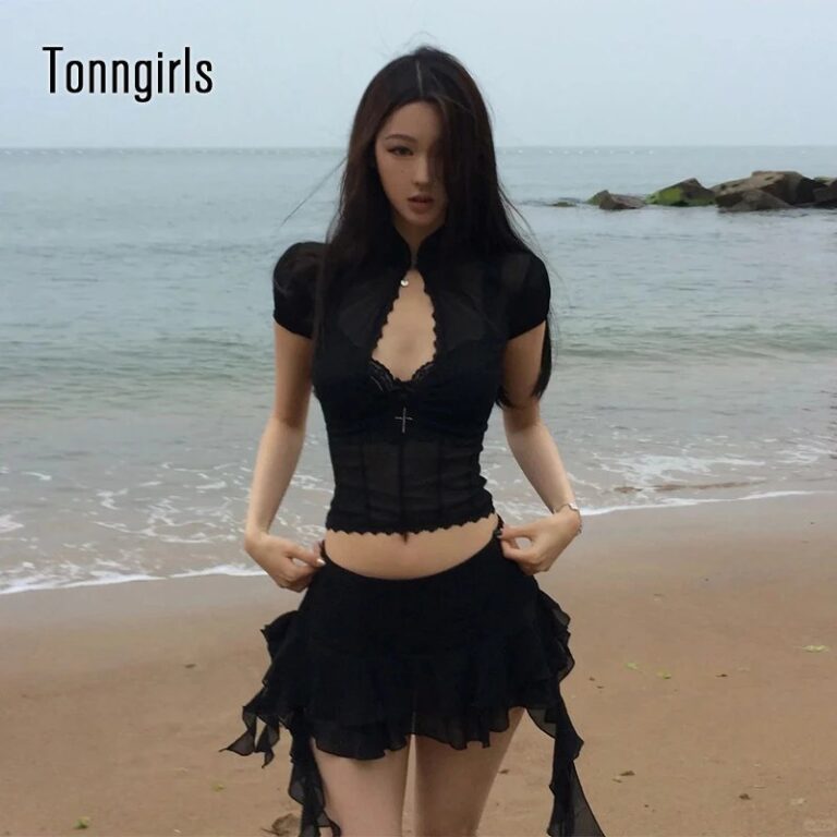 Tonngirls Y2k Fairycore Set da due pezzi per donna Camicia a rete in pizzo scavato + Minigonne irregolari Set di gonne vintage giapponesi