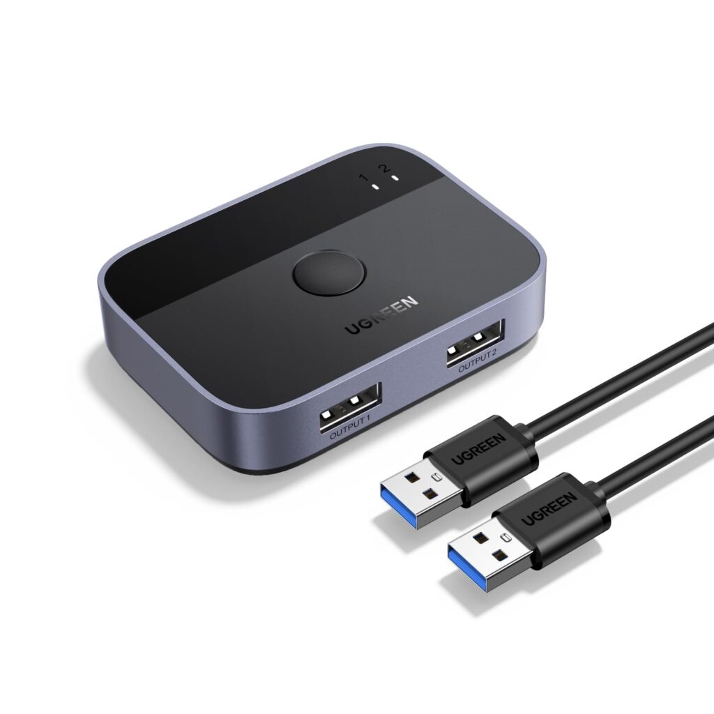 UGREEN Switch USB 3.0 KVM Switcher 2 Ingressi 2 Uscite Interruttore | per Due PC, 5Gbps, Alluminio, per Tastiera, Mouse, Chiave, Disco Rigido Esterno, Stampante, Scanner, Cavi 3.0…