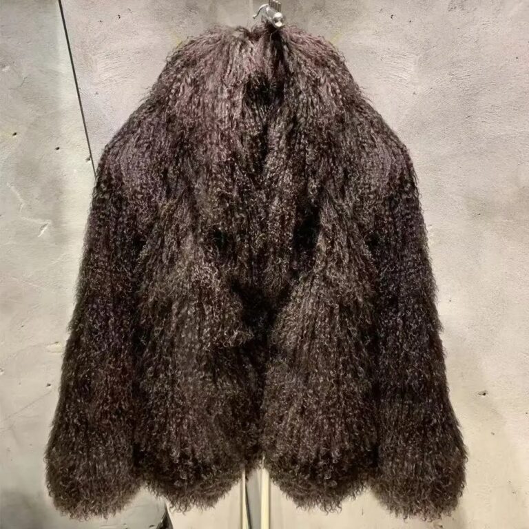2025 Cappotto di Pelliccia di Pecora Bordeaux Mongolo, Tessuto Invernale Caldo in Vera Pelliccia, Abbigliamento in Pelliccia di Pecora Naturale