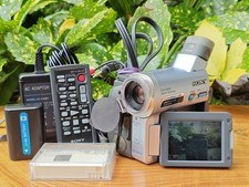 96682 Sony DCR-TRV22 MiniDV videocamera Nightshot NTSC testata