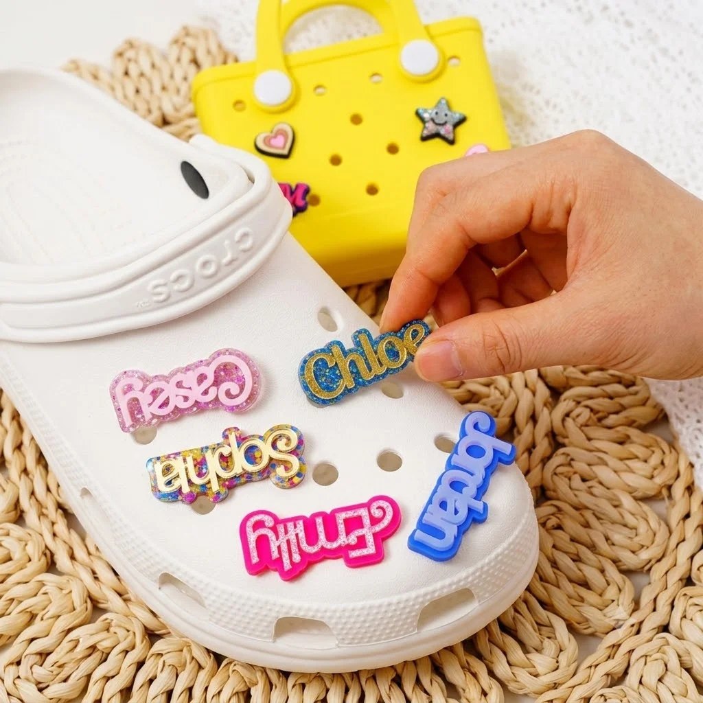 1 ciondoli per scarpe con nome personalizzato per PC | Ciondoli ritagliati con testo personalizzato | Accessori per zoccoli in acrilico multicolore