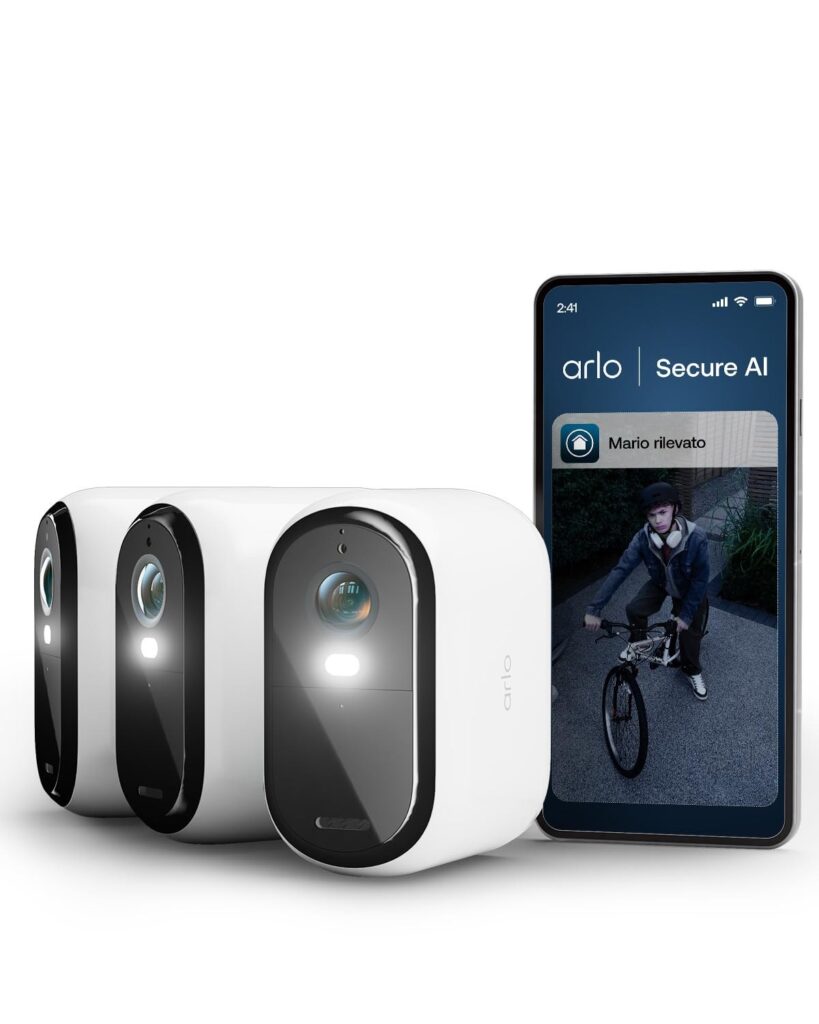 Arlo Essential 3 XL Telecamera WiFi Esterno Senza Fili, 2K, Telecamera WiFi Interno, Batteria Da 24 Mesi*, Sirena Allarme Casa, Sensore Di Movimento, Prova Inclusa Secure, 3 Telec…