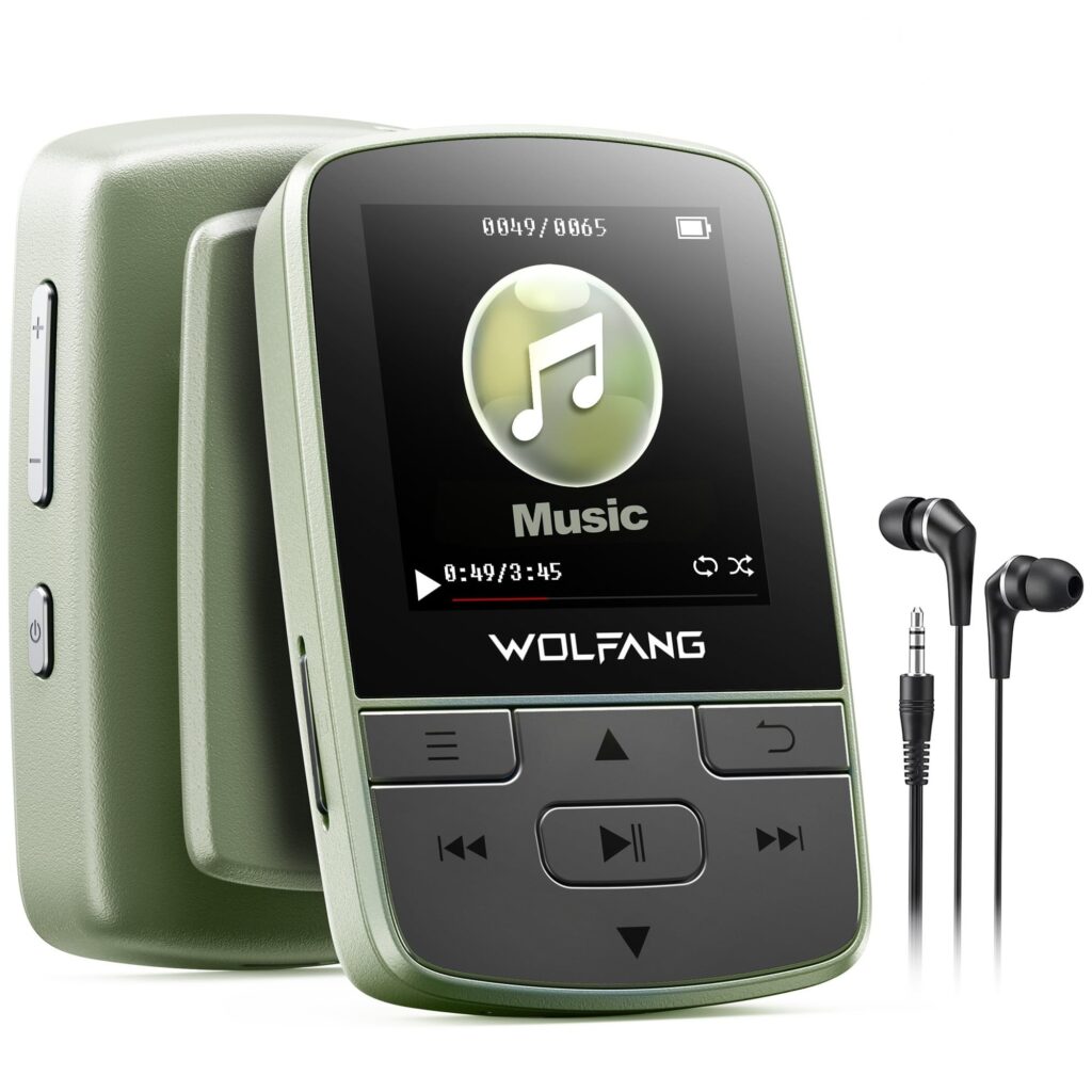 WOLFANG Lettore MP3 da con Bluetooth 5.2, clip sportiva (Verde Militare) | formato mini, peso 28,3 g, radio FM HiF, registratore vocale, auricolari inclusi, Scheda SD non inclusa