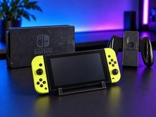Console Nintendo Switch Giallo Neon Joy-Con Controller + Dock - Perfettamente Funzionante