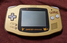 Nintendo GameBoy Advance Pokemon Center New York Gold Edition nuovo guscio