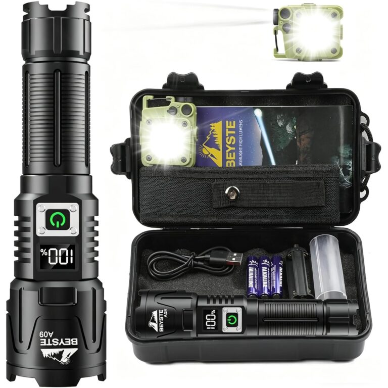 BEYSTE Torcia LED Potente Professionale 1,000,000 Lumen - 50W 1520m Portata | Torcia LED Ricaricabile USB C, XH99.2 Chip Zoomabile 3 Modi con Display LCD, IPX6 Flashlight per Camp…