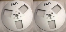 Una coppia mulinello a nastro argentato Akai 7" pollici metallo leggero alluminio take up reel