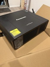 Panasonic PT-RZ570 Proiettore WUXGA Nero HDMI 4K Ultra HD