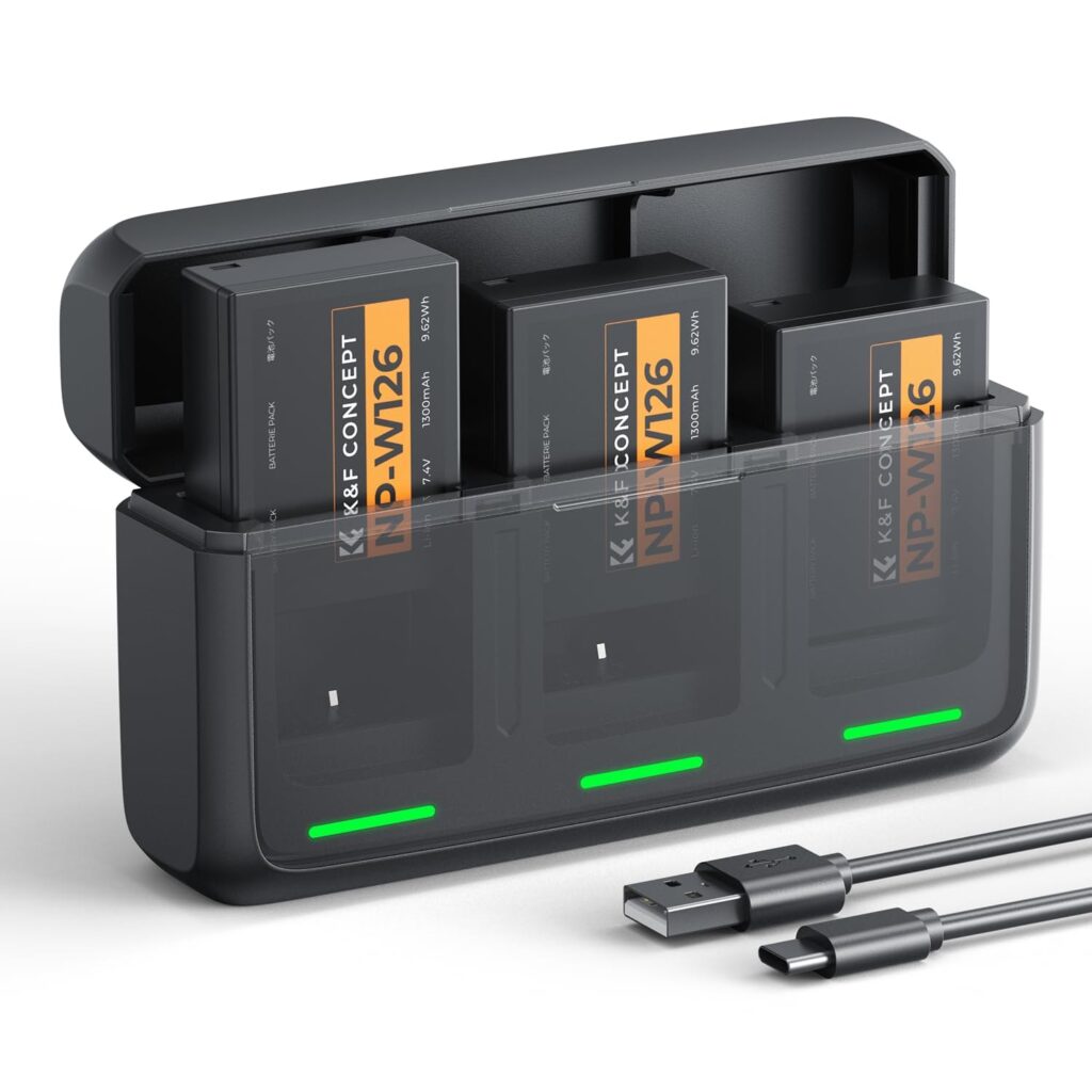 Batteria K&F Concept NP-W126 NP-W126S per Fotocamera (Confezione da 3) con Caricatore PD 20W Compatibile con Fujifilm XT30 III/XM5/X100VI/X100V/XS10/XT30/XT30 II/XT20/XE4/A5