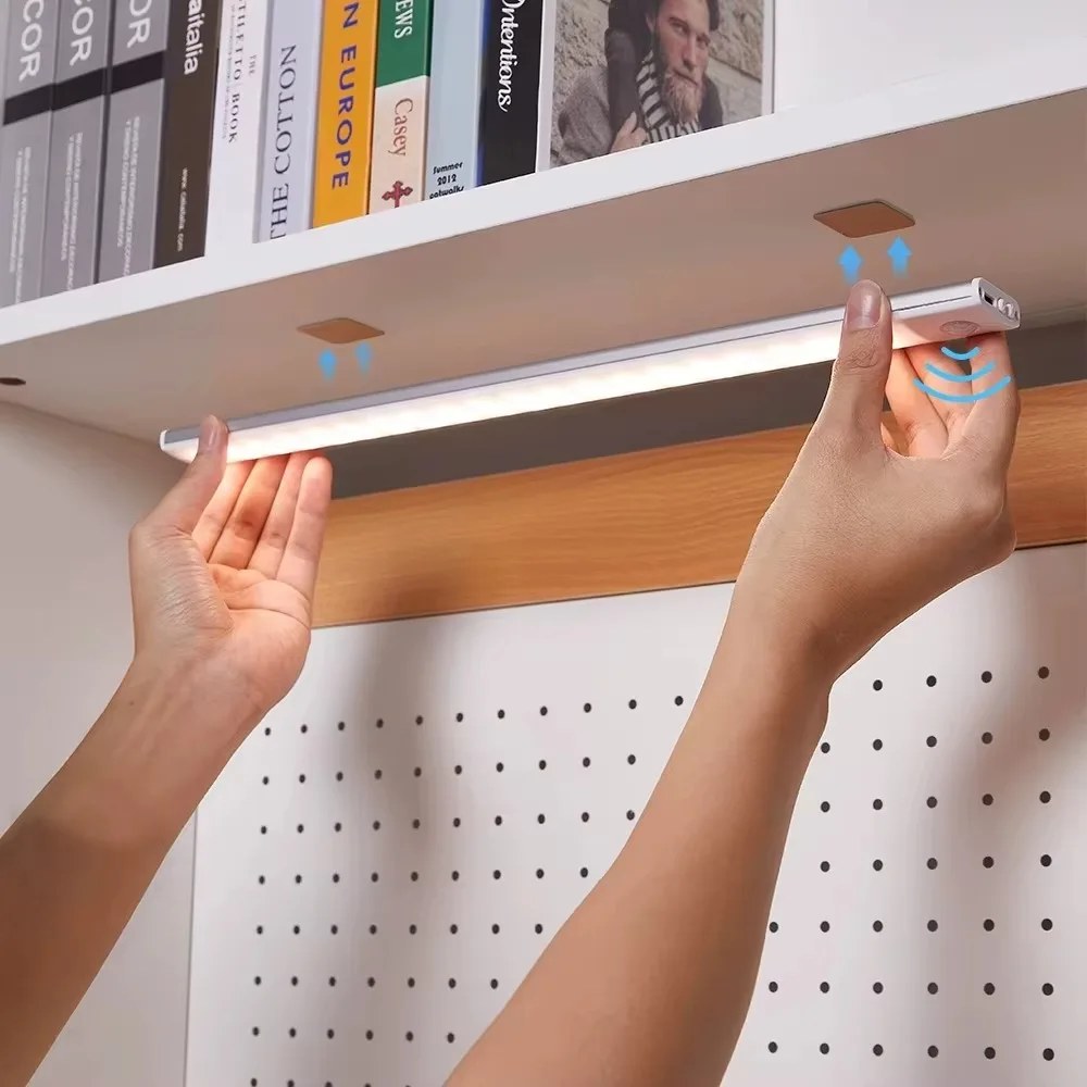Luci LED Sottopensile 3 in 1 con Sensore di Movimento 10/20/30/40/50cm per Armadi, Camere da Letto, Guardaroba, Illuminazione Notturna per Interni
